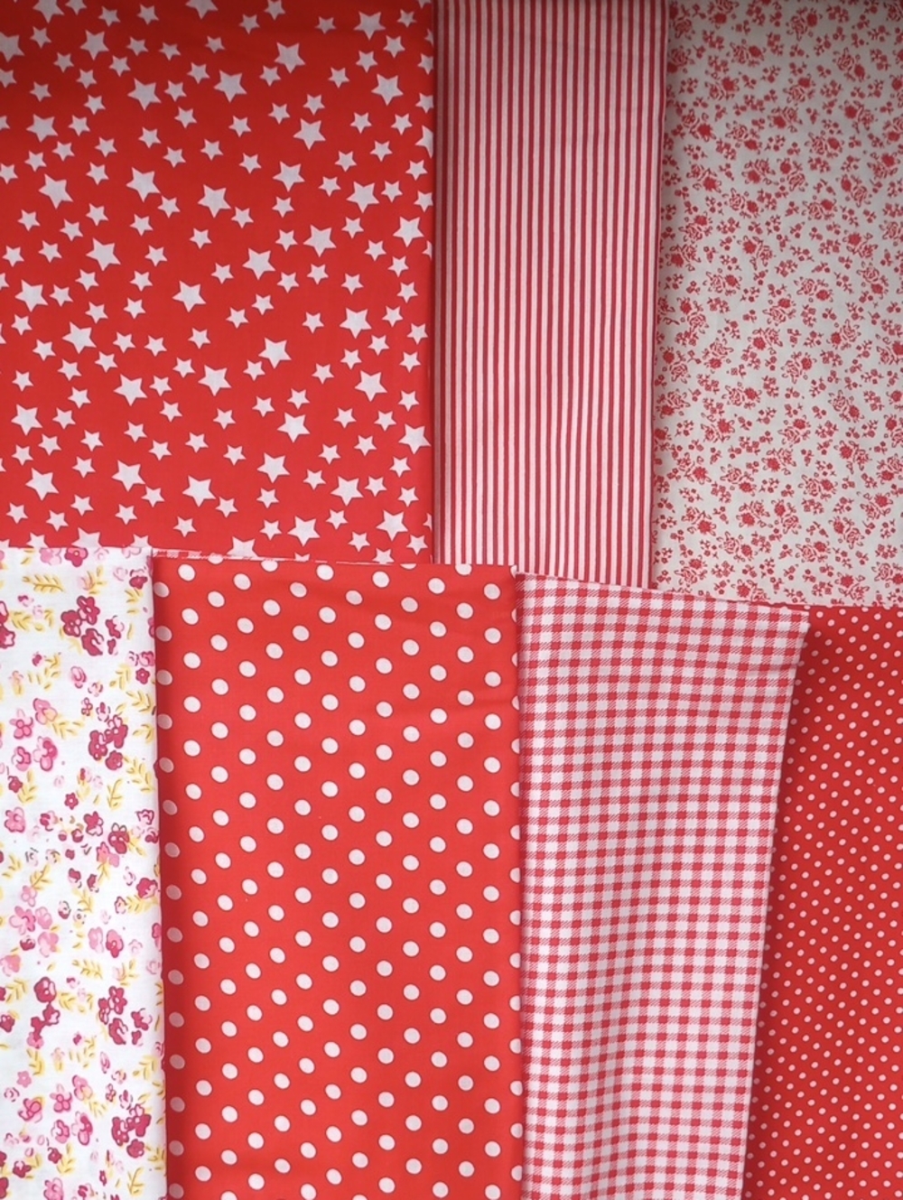 Red Patterned 100% Cotton Quilting Sewing Fat Quarter Set Of 7